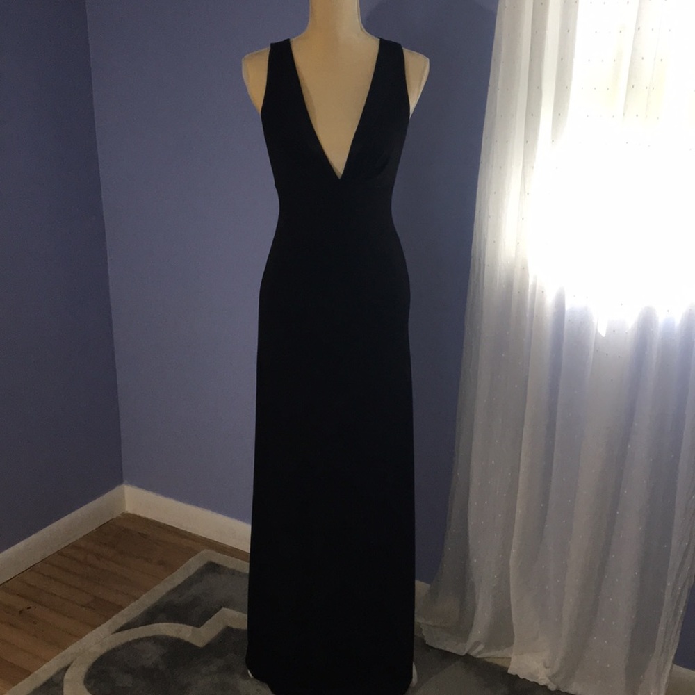 Laundry by Shelli Segal gown
